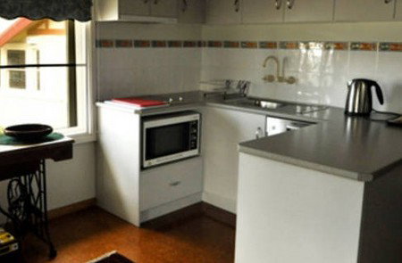 Newcomen Bed And Breakfast - Accommodation Whitsundays 4