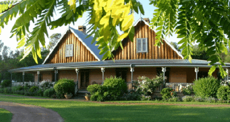 Carriages Country House - Accommodation Whitsundays