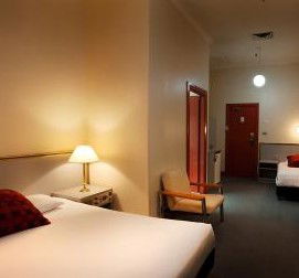 Monte Pio Motor Inn - Accommodation Whitsundays 3