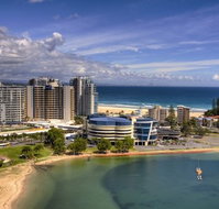 Outrigger Twin Towns Resort - Accommodation Whitsundays