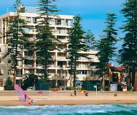 Radisson Kestrel Hotel On Manly Beach - Accommodation Whitsundays 2