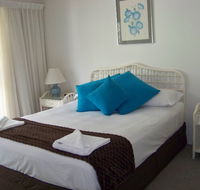 Old Burleigh Court Holiday Apartments - Accommodation Whitsundays