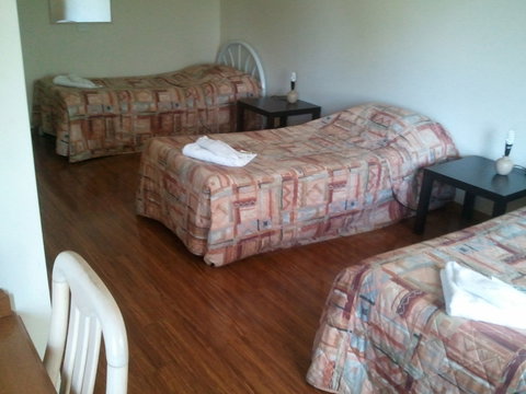 Beaconsfield Lodge Motel - Accommodation Whitsundays 2