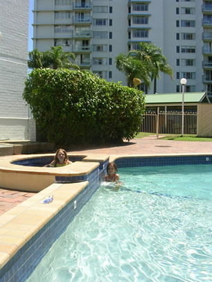 Burleigh Gardens North Hi Rise - Accommodation Whitsundays 5