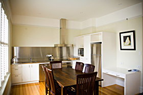 2 On Warneford - Accommodation Whitsundays 0