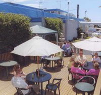 Top Of The Town Hotel - Accommodation Whitsundays