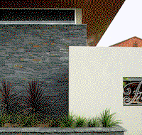 Robin Hood Hotel - Accommodation Whitsundays