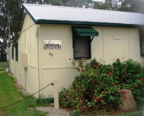 Eleven From The Left - Accommodation Whitsundays 7