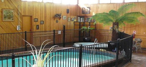 Happydays Accommodation Motor Inn - Accommodation Whitsundays 7