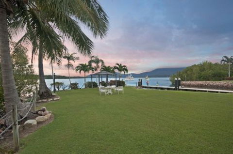 Hinchinbrook Marine Cove Motel - Accommodation Whitsundays 6