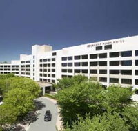 Crowne Plaza Canberra - Accommodation Whitsundays