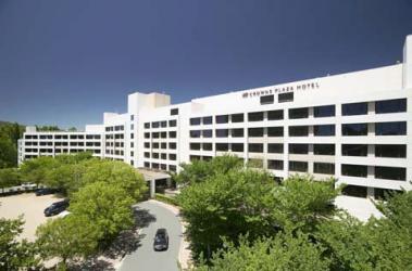 Crowne Plaza Canberra - Accommodation Whitsundays 0