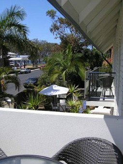 Bay Beach Motel - Accommodation Whitsundays 2