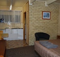 Coastal Comfort Motel - Accommodation Whitsundays