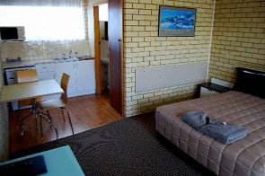 Coastal Comfort Motel - Accommodation Whitsundays 3