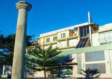 The Novocastrian - Accommodation Whitsundays 0