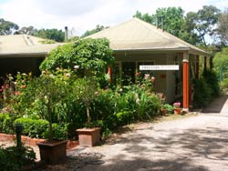 Treetops Bed And Breakfast - Accommodation Whitsundays 0