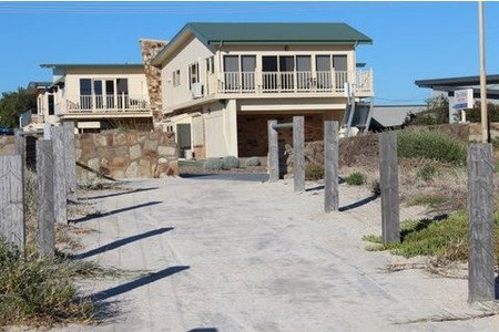 Seavista Holiday Units - Accommodation Whitsundays 0