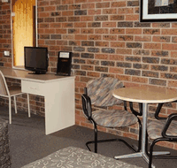 Country Roads Motor Inn - Accommodation Whitsundays