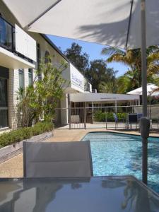 Bay Beach Motel - Accommodation Whitsundays 3