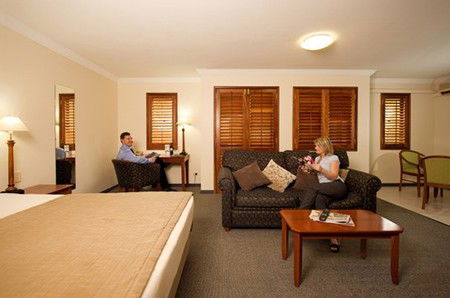 Brisbane International - Rocklea - Accommodation Whitsundays 5
