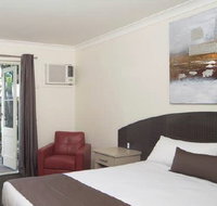 Waterloo Bay Motel