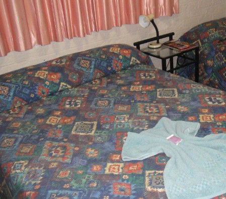 Ascot Budget Inn - Accommodation Whitsundays 4