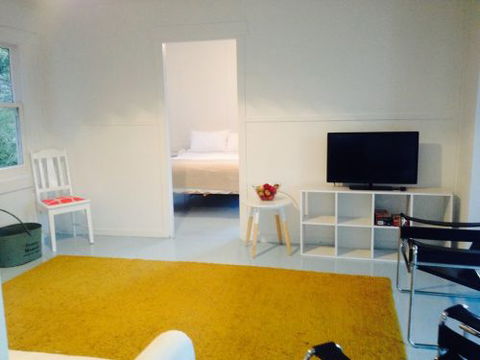 Greens Beach Cottage - Accommodation Whitsundays 1