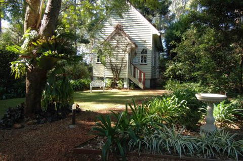 Lisson Grove Boutique Resort - Accommodation Whitsundays 0