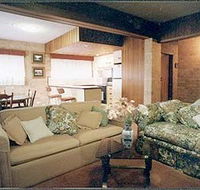 Hillside View Apartments - Accommodation Whitsundays