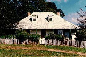 Egmont - Accommodation Whitsundays 0