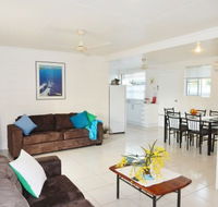 Lucinda Holiday Rentals  - Accommodation Whitsundays