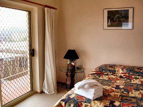 Esplanade Apartments - Accommodation Whitsundays 0