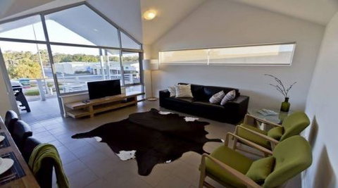 Bo'Vine Holiday Apartment - Accommodation Whitsundays 2