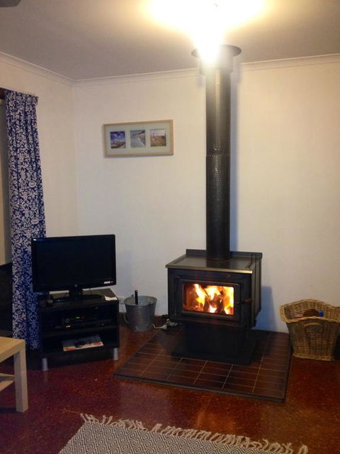 Fareview Beach House - Accommodation Whitsundays 4