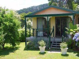 Ripplebrook Cottage - Accommodation Whitsundays 0