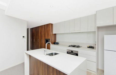 Astra Apartments Canberra - Accommodation Whitsundays 1