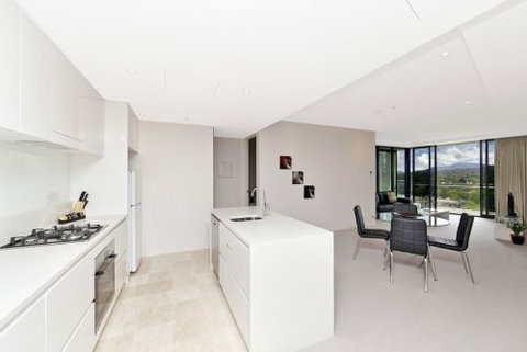 Astra Apartments Canberra - Accommodation Whitsundays 3