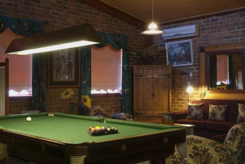 Eagle Foundry B & B - Accommodation Whitsundays 0
