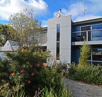 Barrakee Beach House - Accommodation Whitsundays
