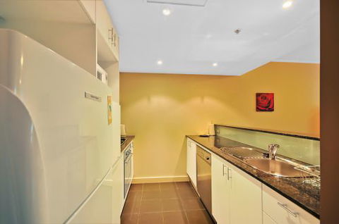 Astra Apartments - St Leonards - Accommodation Whitsundays 2