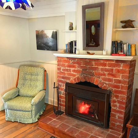 Platypus Playground Riverside Cottage - Accommodation Whitsundays 2