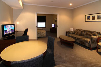Quality Hotel Batman's Hill On Collins - Accommodation Whitsundays 12