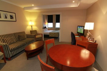 Quality Hotel Batman's Hill On Collins - Accommodation Whitsundays 14