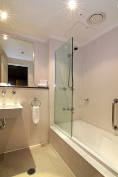 Quality Hotel Batman's Hill On Collins - Accommodation Whitsundays 18