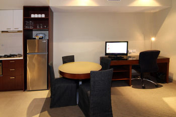 Quality Hotel Batman's Hill On Collins - Accommodation Whitsundays 21