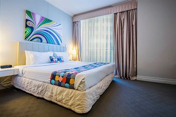 Seasons Harbour Plaza - Accommodation Whitsundays 8