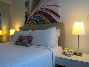 Seasons Harbour Plaza - Accommodation Whitsundays 18