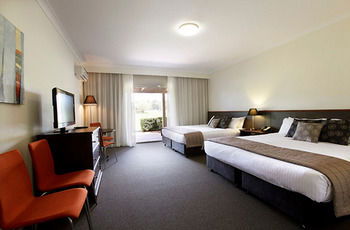 Harrigan's Irish Pub & Accommodation - Accommodation Whitsundays 20