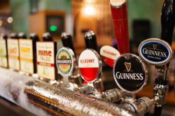 Harrigan's Irish Pub & Accommodation - Accommodation Whitsundays 26